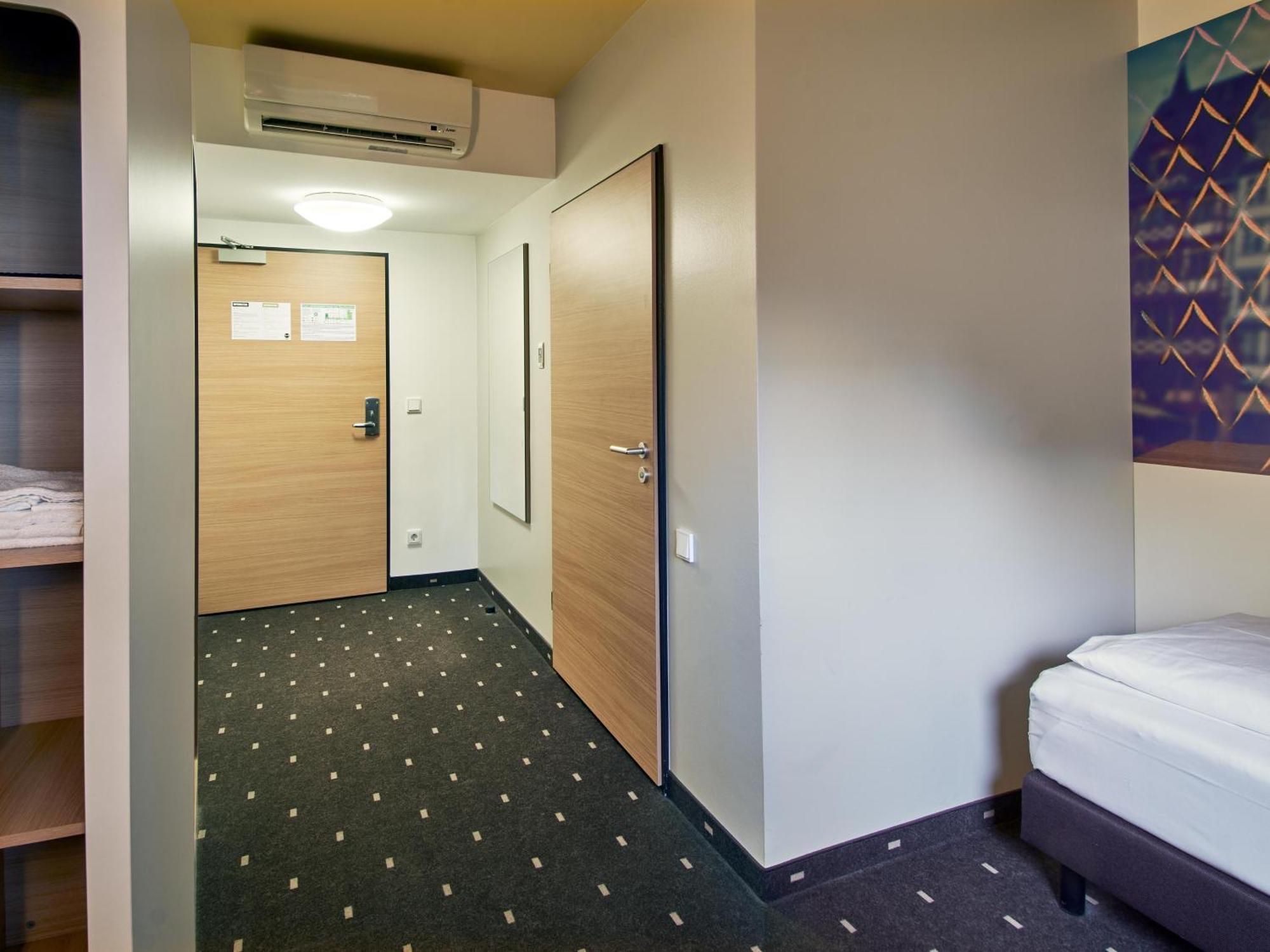 B&B Hotel Frankfurt-Nord Frankfurt am Main Luaran gambar