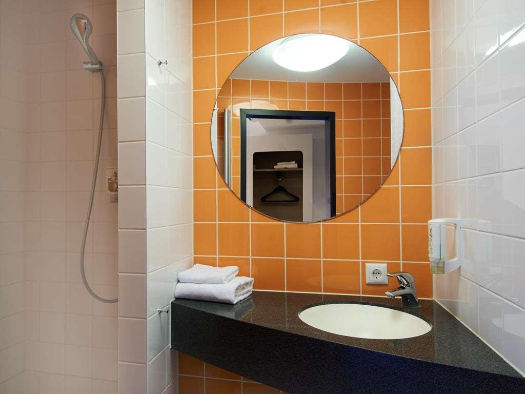 B&B Hotel Frankfurt-Nord Frankfurt am Main Bilik gambar